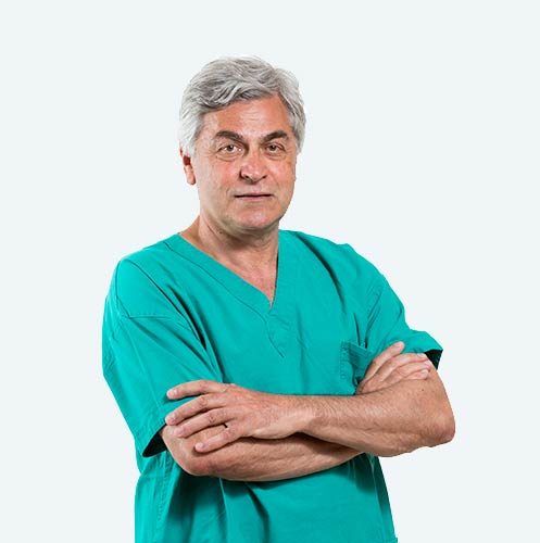 Dott. Stefano Ferranti, chirurgo specializzato nella tecnica PBS per la cura dell'alluce valgo.